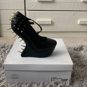 STEVE MADDEN SPIKE HEELS